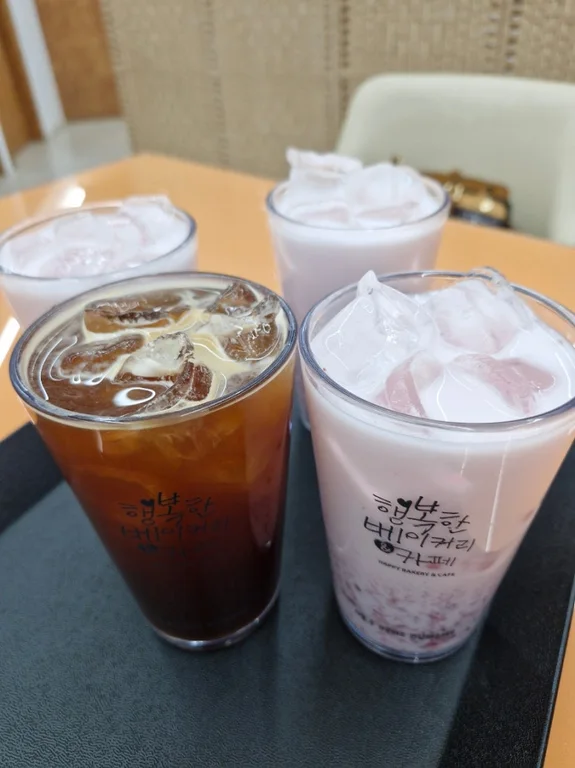 행복한베이커리&카페 서울시인재개발원점