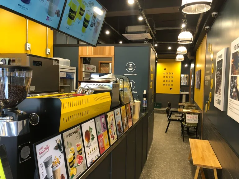 컴포즈커피 화곡중앙시장점