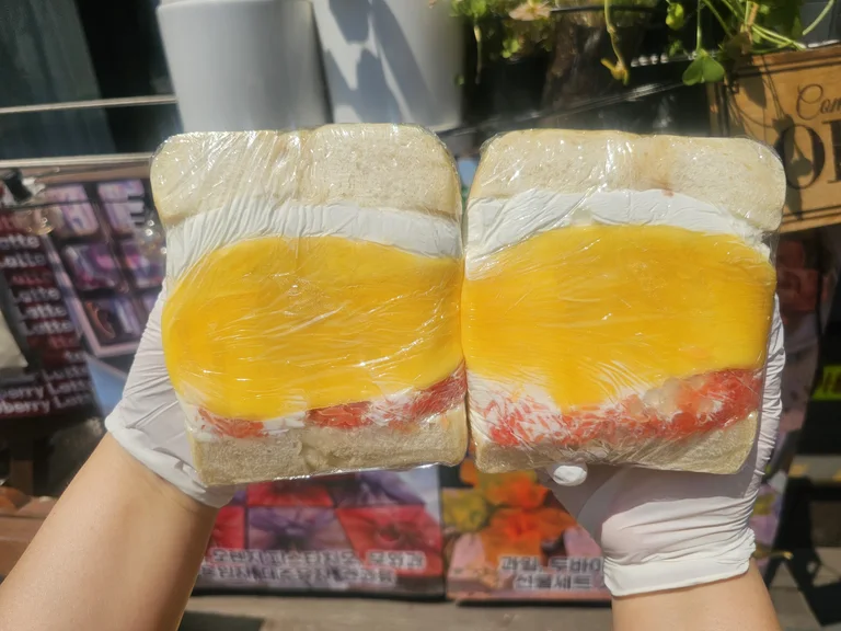 봄내음 카페