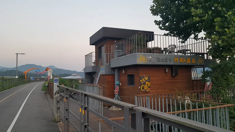 정마을초소쉼터