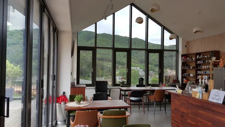 카페세모지붕