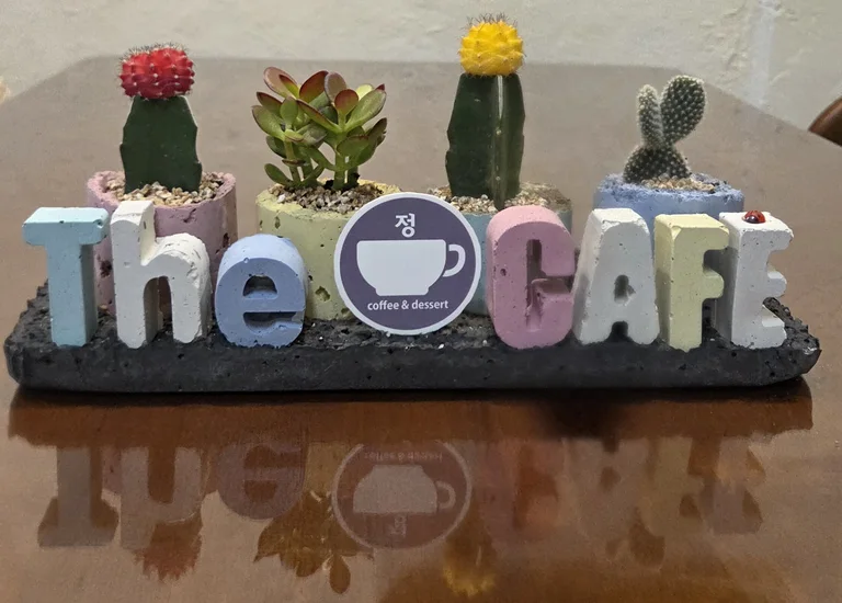 The 정 CAFE