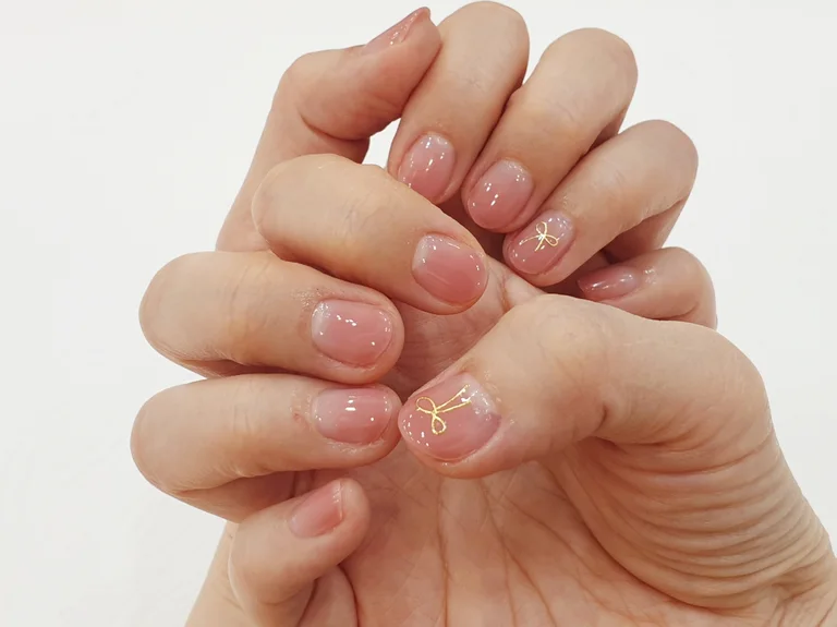 셀프네일카페 네일홀로