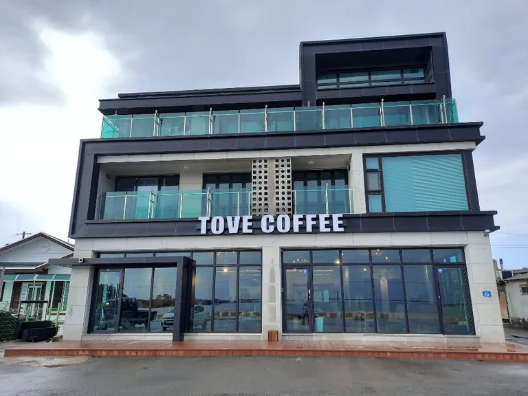 Tobe Coffee