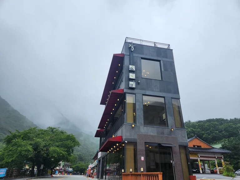 창카페