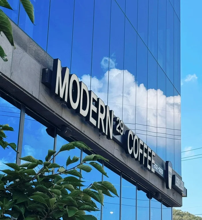 MODERN29