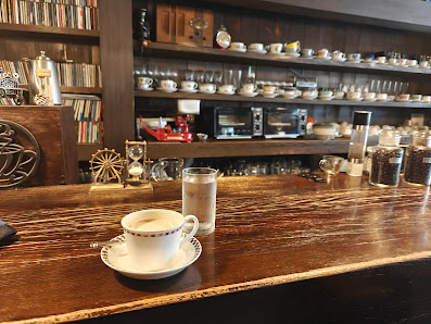 Roquefort Cafe 9