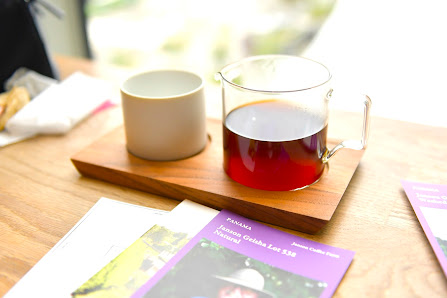 REC COFFEE Hakata Marui Shop 9