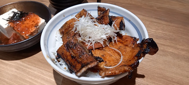 부타동 잇핀 닛세이빌딩점 3