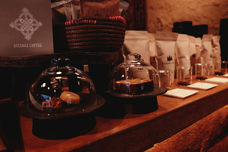LA ARADA(3 CEDARS COFFEE) ラ・アラダ(スリーシダーズコーヒー) 5