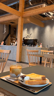 OMNIBUS ROASTERS MOTOMACHI HUB STATION 사진 3