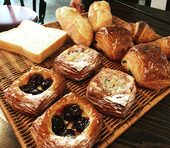 à ton côté BOULANGERIE CAFE & BRASSERIE 7