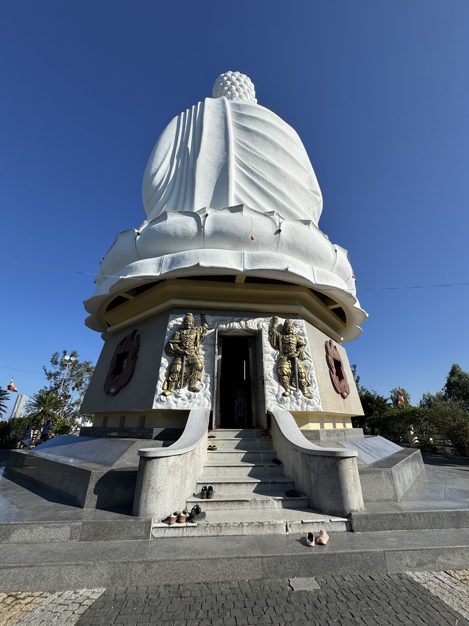 포롱자라이 사원