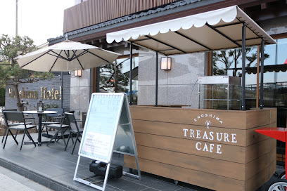 ENOSHIMA TREASURE CAFE(エノシマトレジャーカフェ)