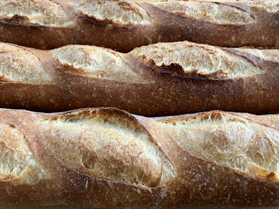 à ton côté BOULANGERIE CAFE & BRASSERIE 6 — 삿포로