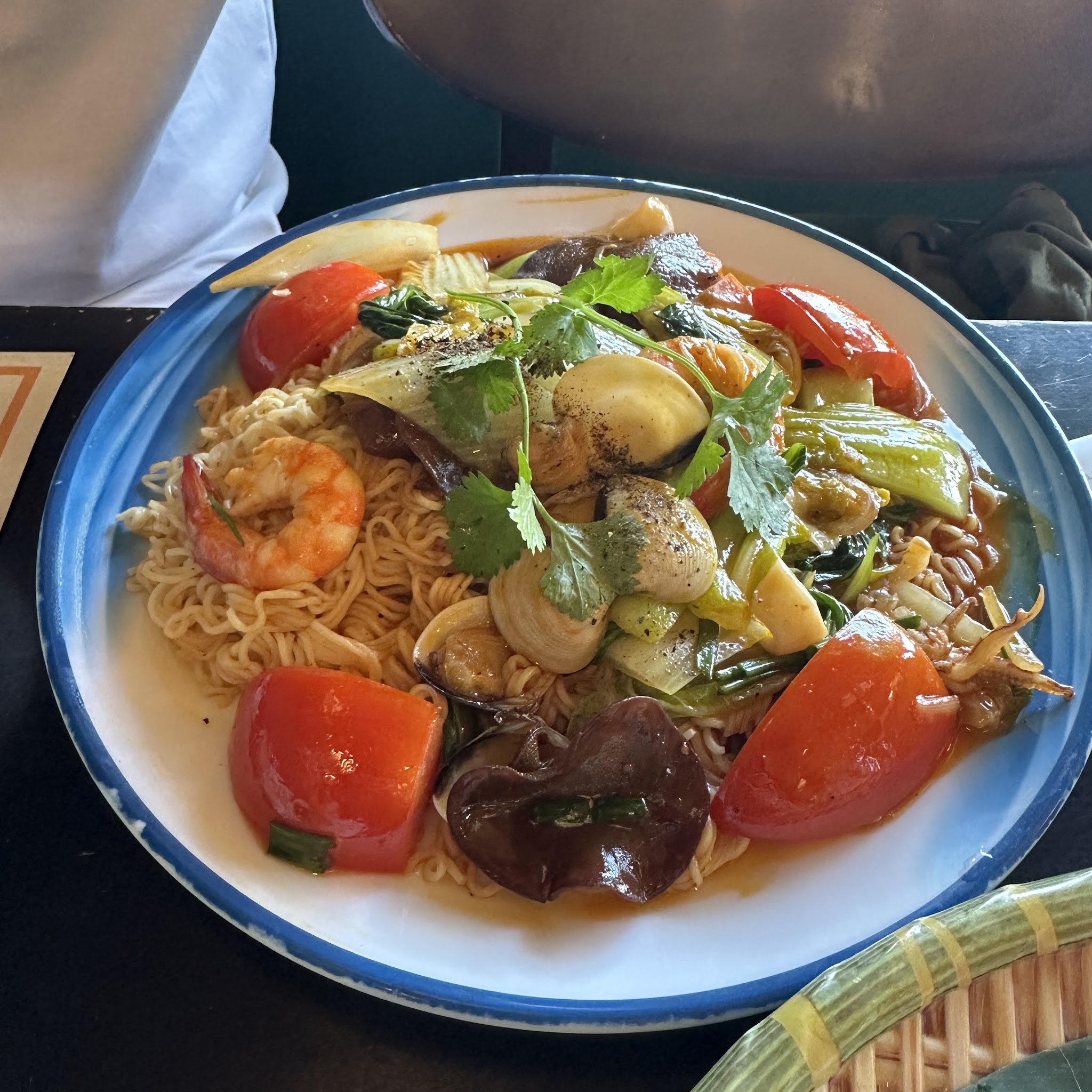 Cô Ba Phở bò 7