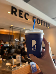 REC COFFEE Hakata Marui Shop 11