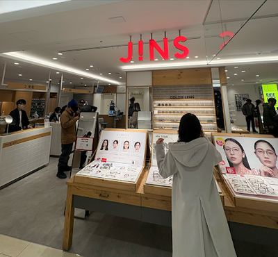 JINS