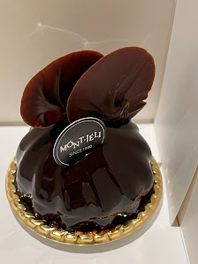 MÓNT・JÉLI. CAKE SHOP 8