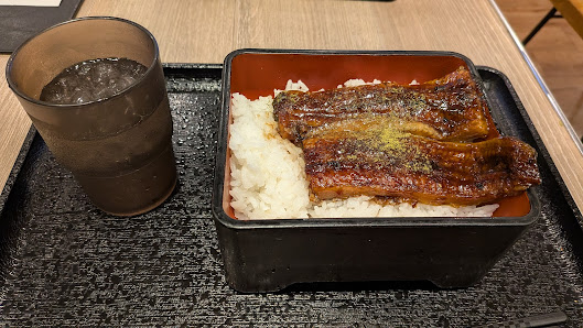 Yoshinoya Tenjin Sazan-dori Restaurant 8