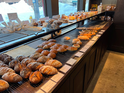 à ton côté BOULANGERIE CAFE & BRASSERIE 5 — 삿포로