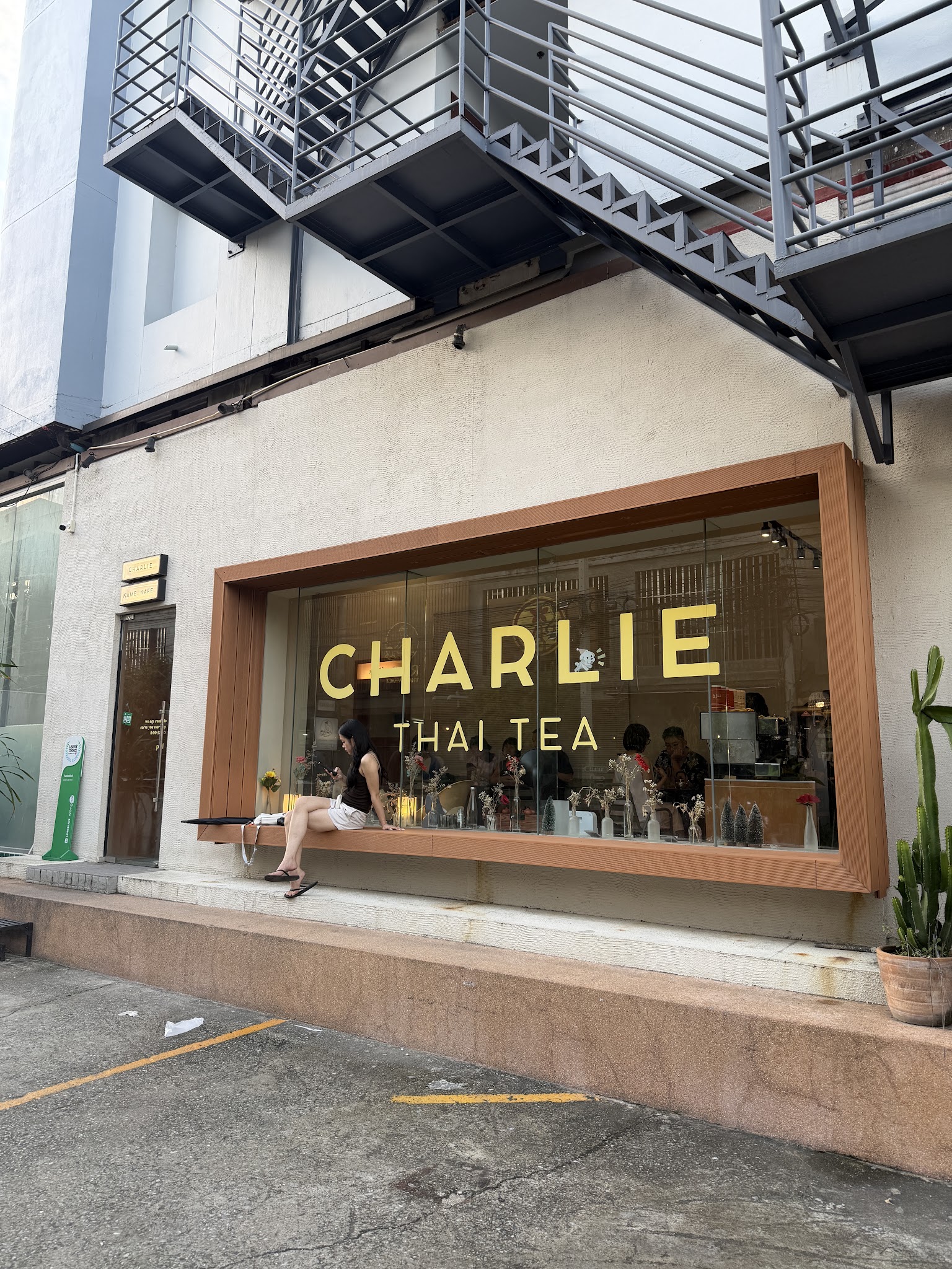 CHARLIE THAI TEA x KAME KAFE - NIMMAN 5