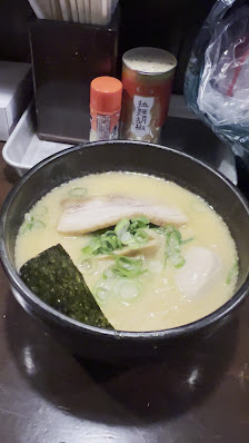Ramen gantetsu yokocho 9