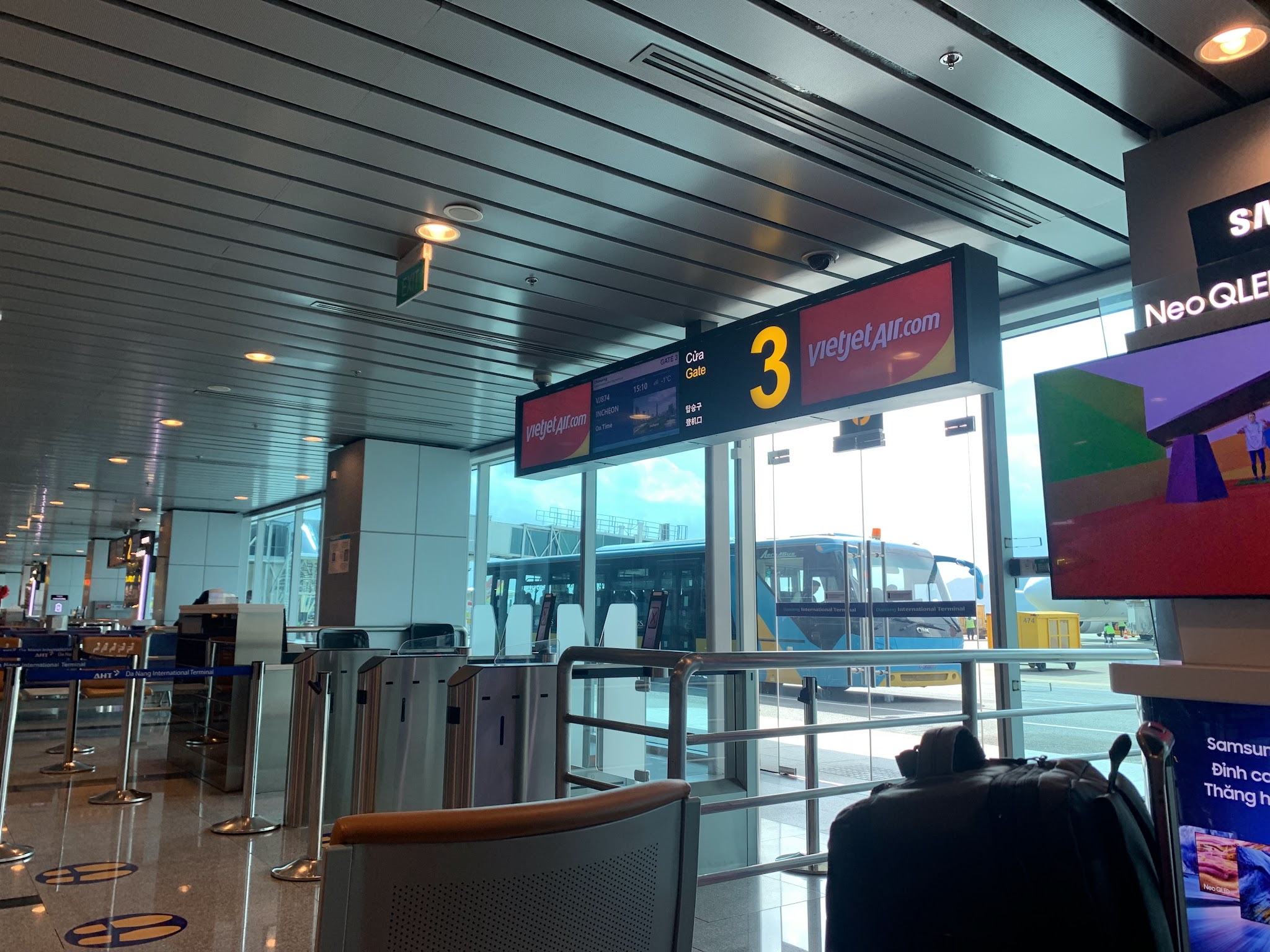 패스트 트랙 (공항 입국 서비스) 6