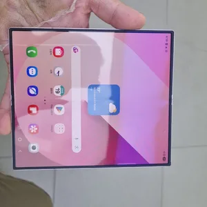 갤럭시 Z 폴드6 256GB 핑크골드 액정 새상품 판매합니다