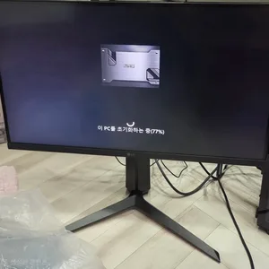 27인치 LG 게이밍 모니터 울트라기어 27GN650 판매합니다.(네고 불가)