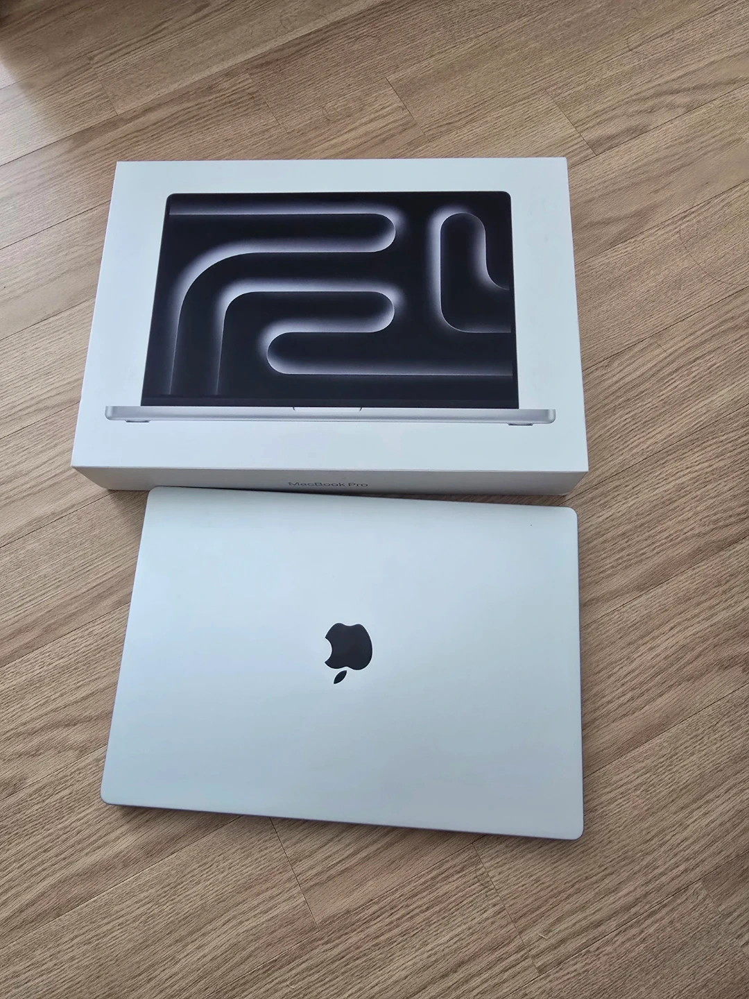Apple MacBook Pro 16인치 M4 Pro 24GB 512GB 실버