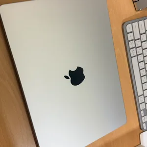 맥북M3프로 14인치 18GB 512GB 배터리신품