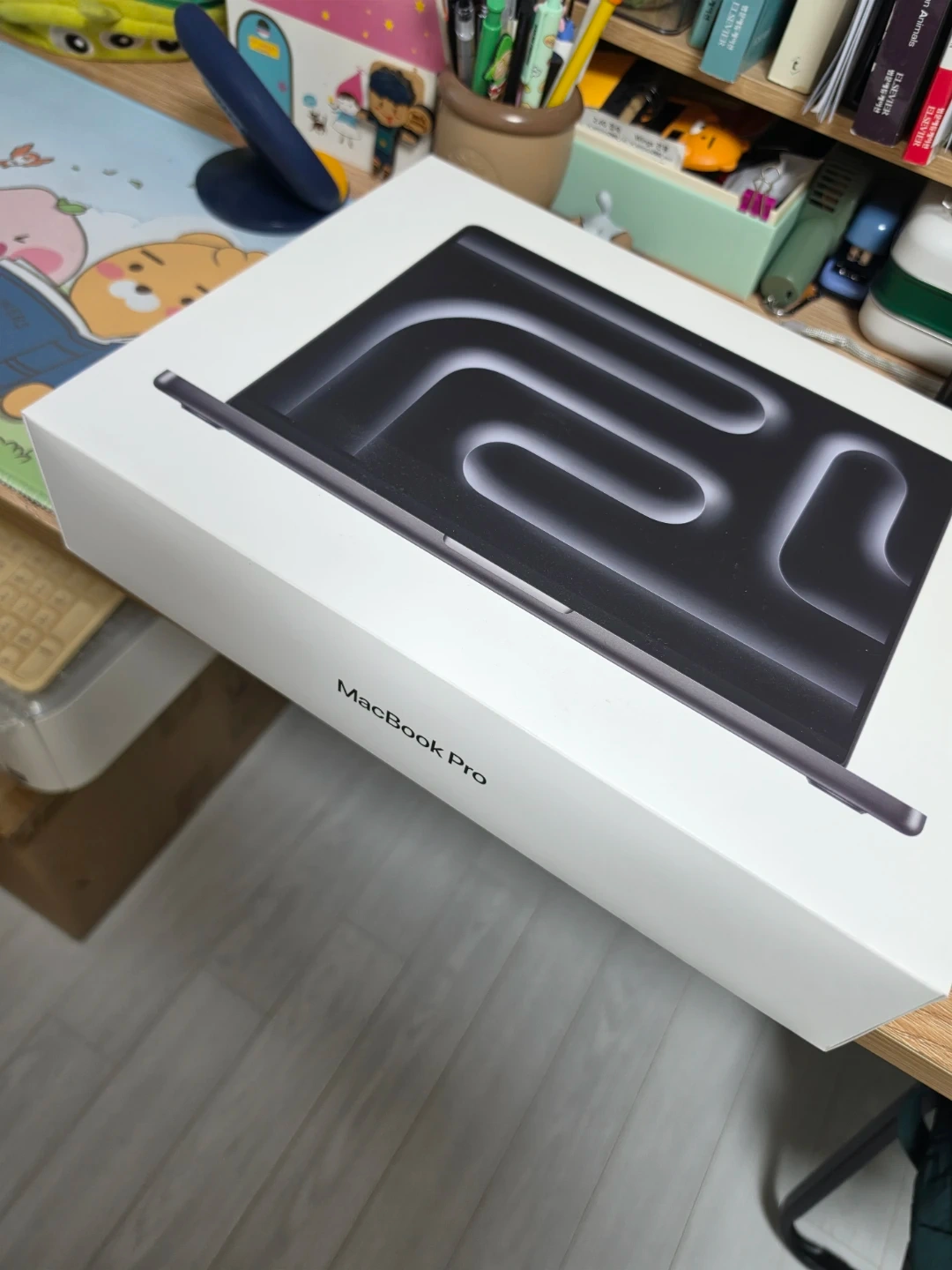 맥북프로 14 M4 16GB 512GB 스페이스블랙 팝니다