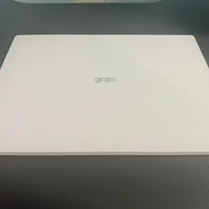 초급처 24년5월제조 LG 그램 16Z90SP-GA5HK 16인치 노트북