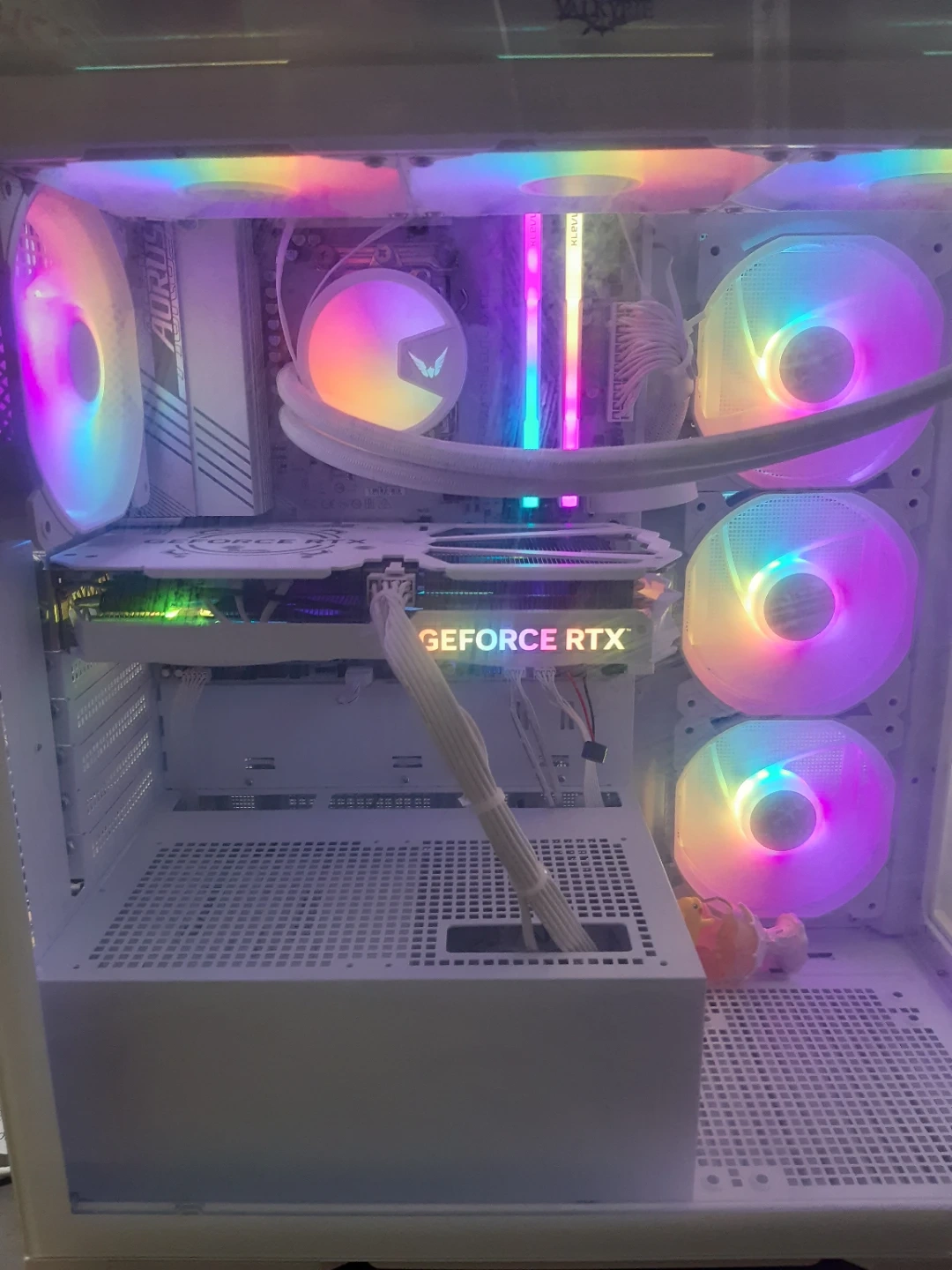 AMD 라이젠7 7800X3D RTX 4060Ti 게이밍 PC