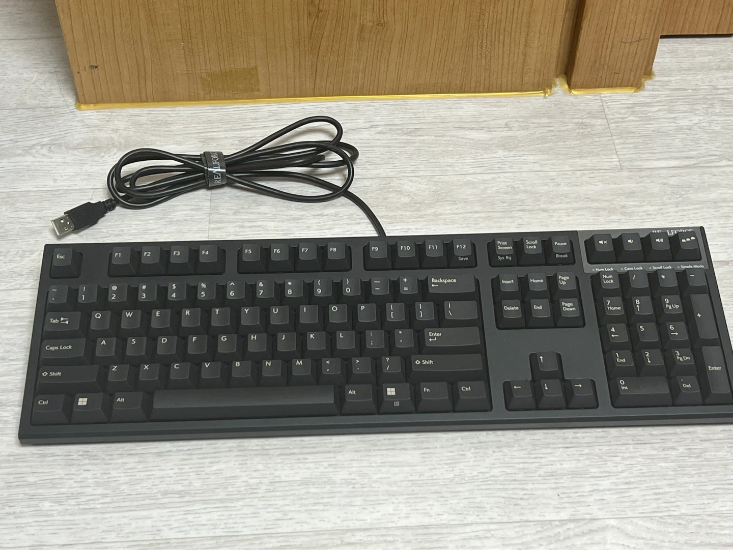 REALFORCE R3S 키보드 (블랙)
