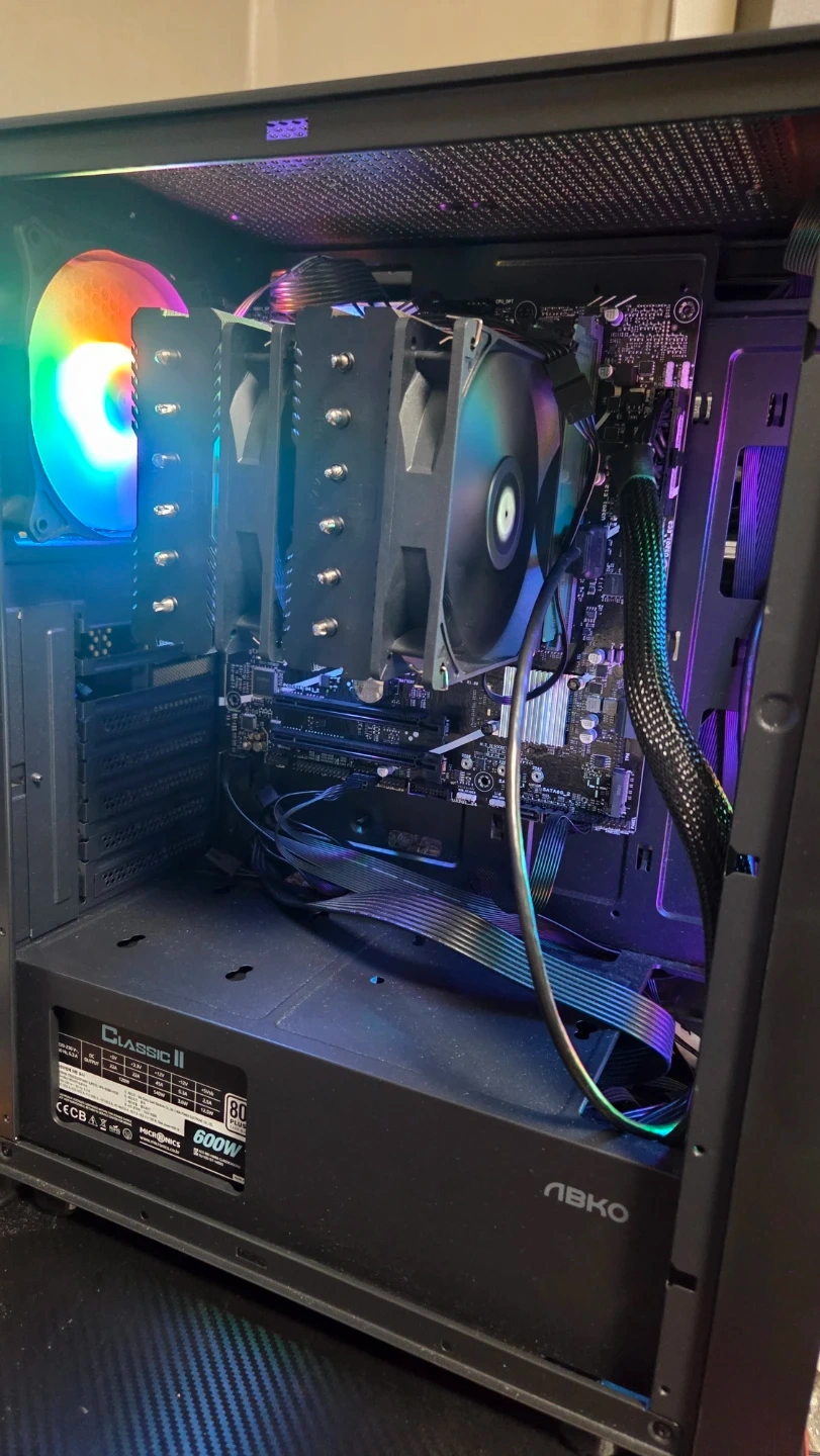인텔 i5 14600K 게이밍 PC 본체