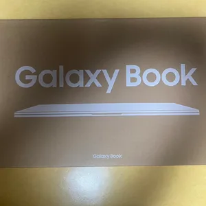{미개봉} 새상품 삼성 갤럭시 북 NT755XDA