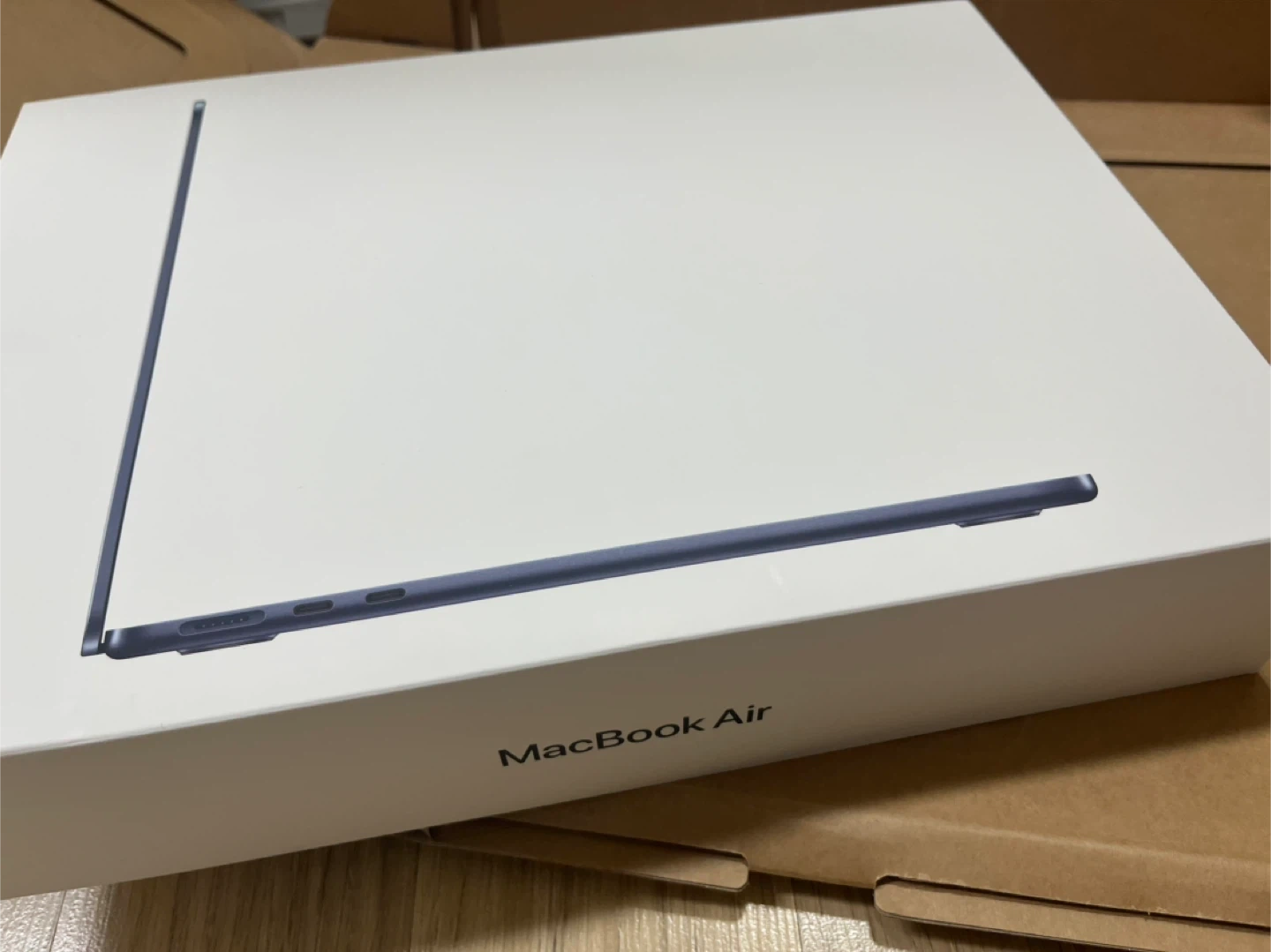 (가격조정) 미개봉 맥북에어 M4 13 16GB/512GB 미드나이트