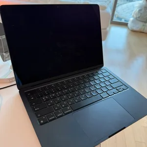 Macbook Air (맥북 에어) M2 8GB 256GB