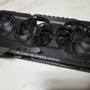 ASUS TUF RTX 3070 Ti 그래픽카드