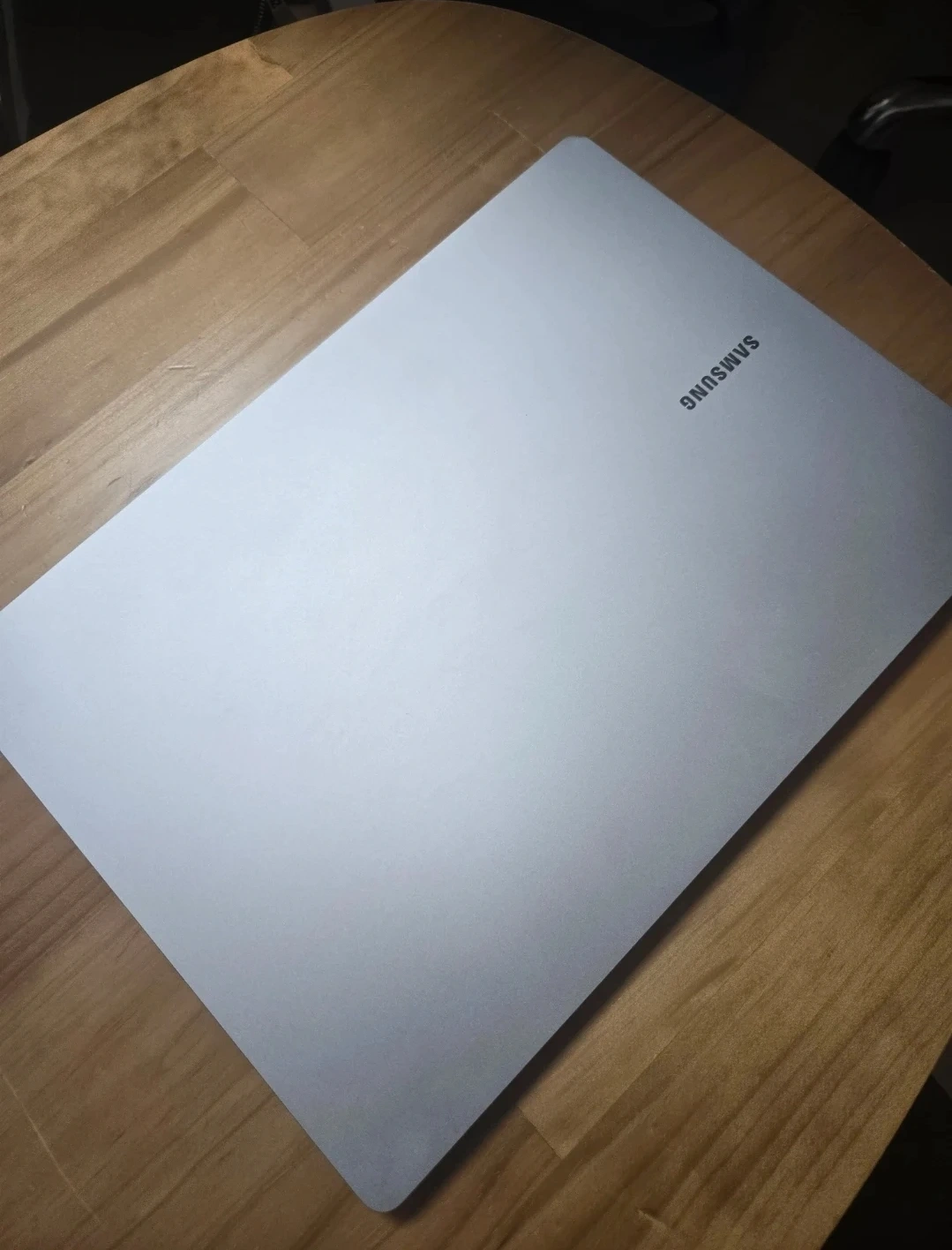 삼성 갤럭시북4 프로 14인치 노트북 NT940XGK-KC51S (상태 좋음)