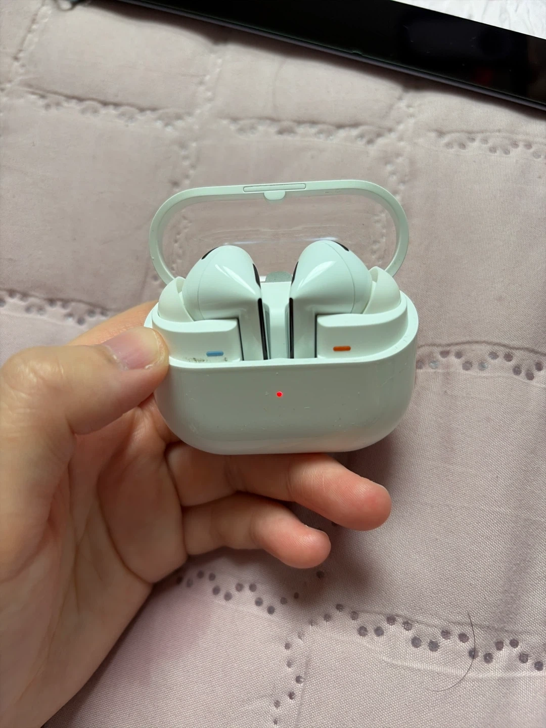 갤럭시 버즈3 프로 화이트