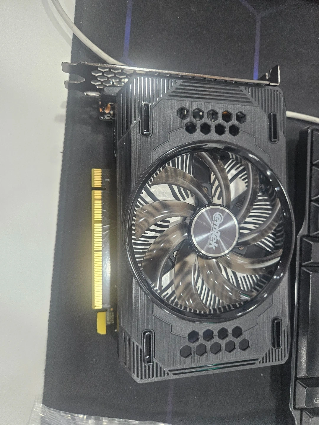 지포스 RTX 3050 STORM X D6 6GB 판매해요