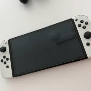 닌텐도 스위치 OLED 화이트 + 동물의 숲