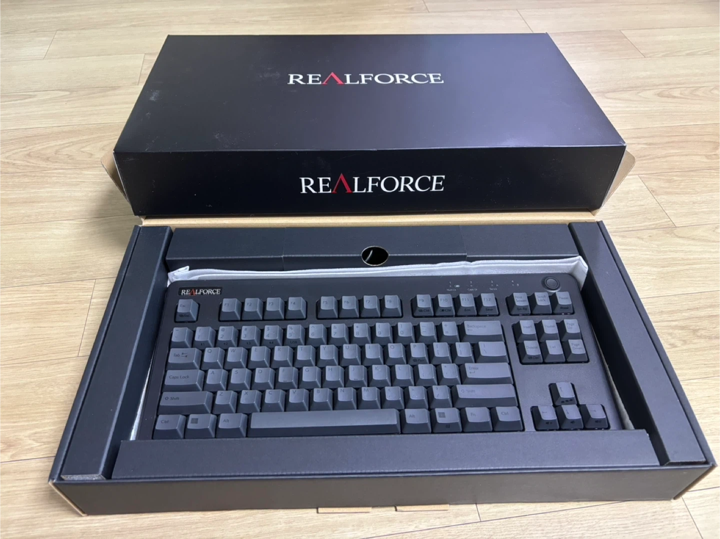 리얼포스 R3 텐키리스 유무선 45g 블랙