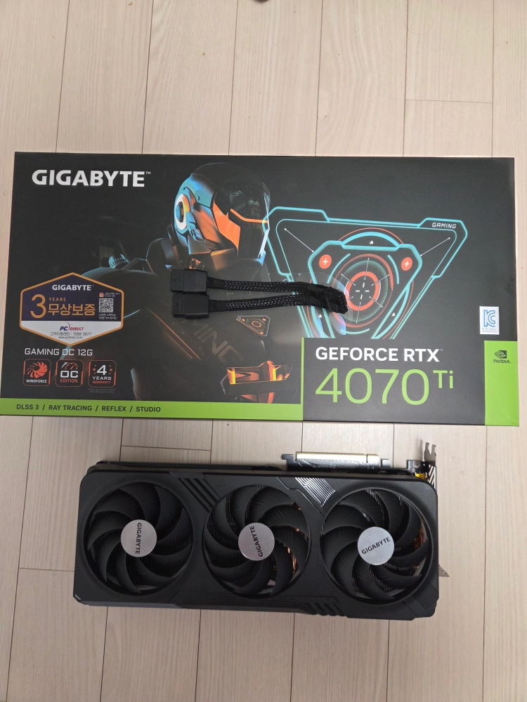 기가바이트 GeForce RTX 4070 Ti Gaming OC 12G 팝니다