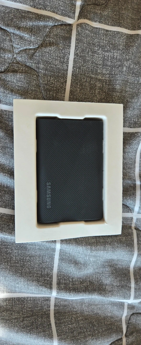 삼성 포터블 SSD T9 2TB 팝니다.