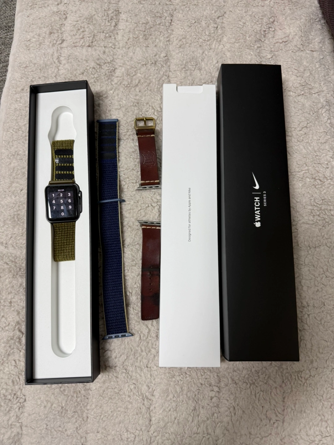 애플워치 Series 3 42mm + 추가 밴드