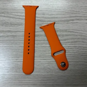 애플워치11 46mm 에르메스 오랑주 스포츠밴드 판매합니다.